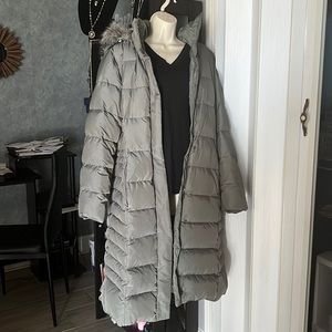 Calvin Klein Womens Faux-fur trim hooded down puffer coat Like new